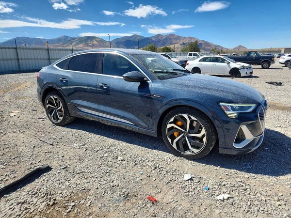 2020 AUDI E-TRON quattro Prestige