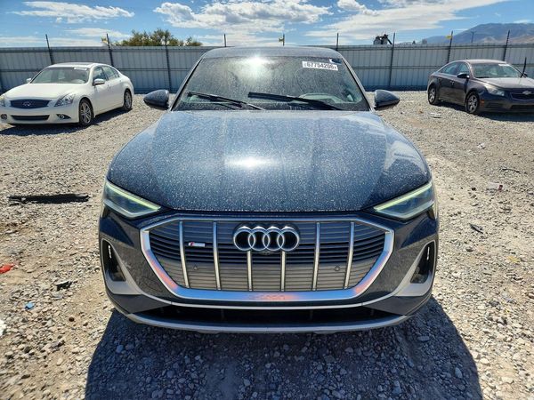 2020 AUDI E-TRON quattro Prestige