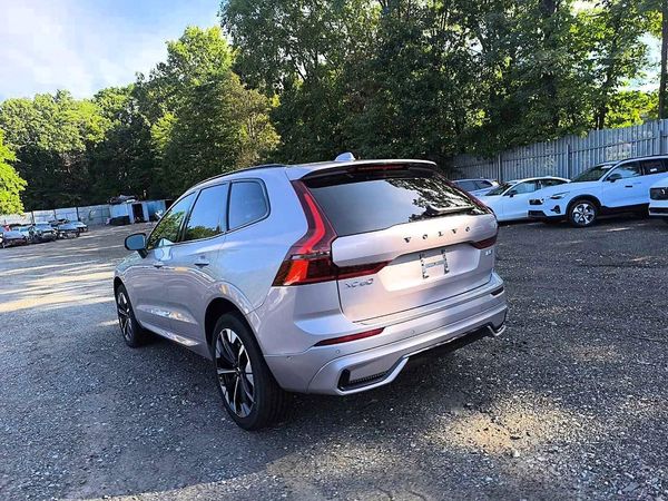 2026 VOLVO XC60