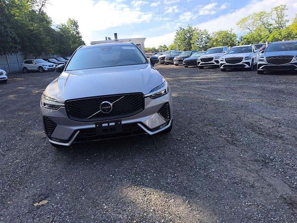 2026 VOLVO XC60