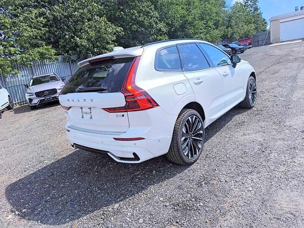 2026 VOLVO XC60