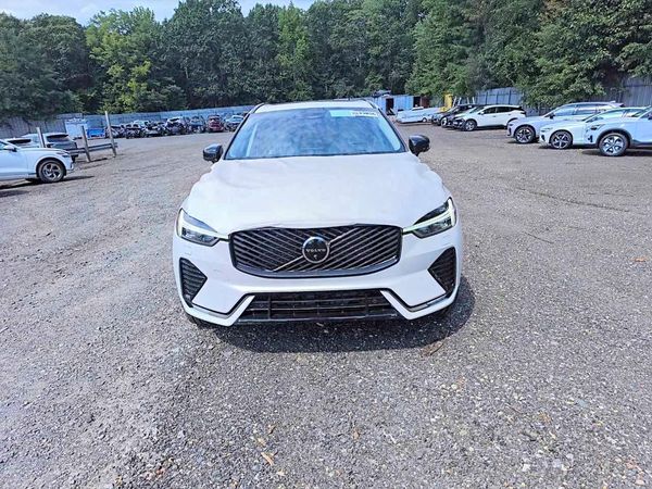 2026 VOLVO XC60