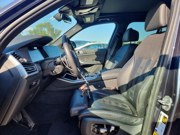 2022 BMW X5 xDrive40i — DENT