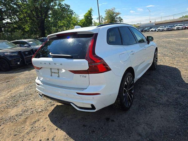 2026 VOLVO XC60