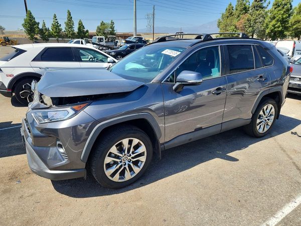 2021 TOYOTA RAV4 XLE Premium