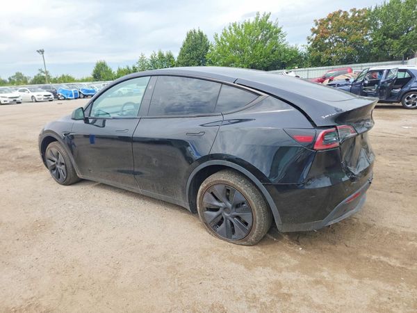 2025 TESLA MODEL Y