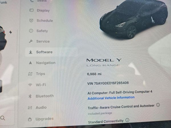 2025 TESLA MODEL Y