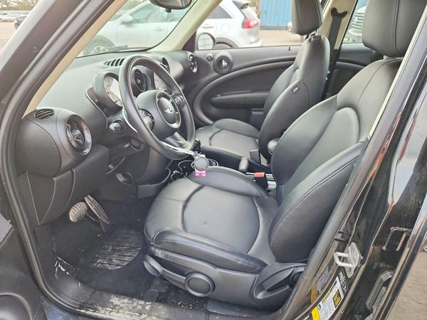 2014 MINI COOPER — DENT