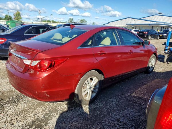 2013 HYUNDAI SONATA GLS/ GLS Popular