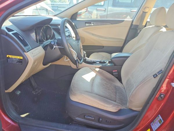 2013 HYUNDAI SONATA GLS/ GLS Popular