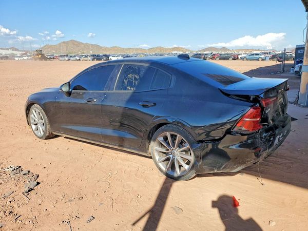 2019 VOLVO S60