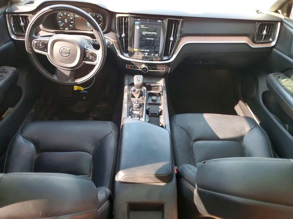 2019 VOLVO S60