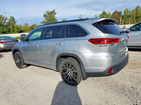 2017 TOYOTA HIGHLANDER SE/XLE