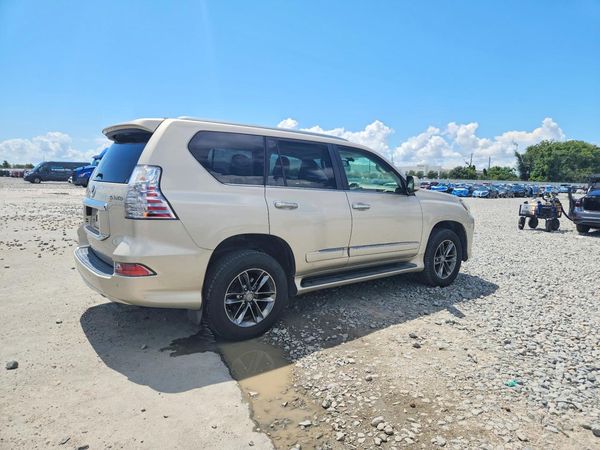 2016 LEXUS GX 460