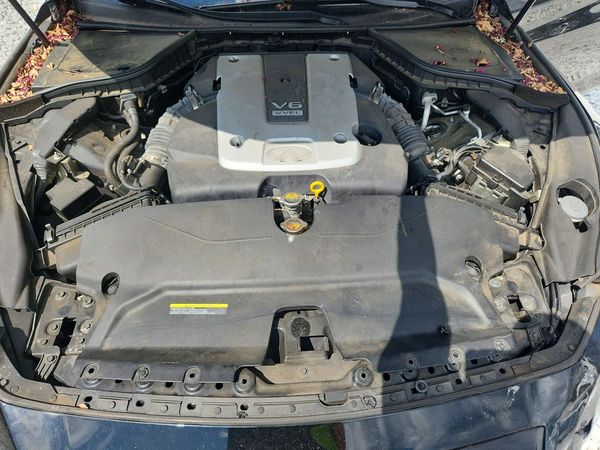 2015 INFINITI Q50