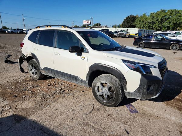 2023 SUBARU FORESTER