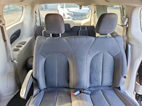 2018 CHRYSLER PACIFICA L — SUVN