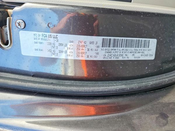 2018 CHRYSLER PACIFICA L — VINS
