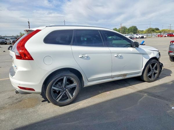 2014 VOLVO XC60