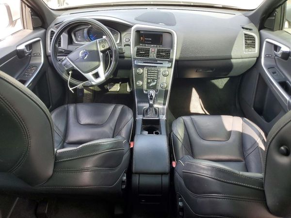 2014 VOLVO XC60