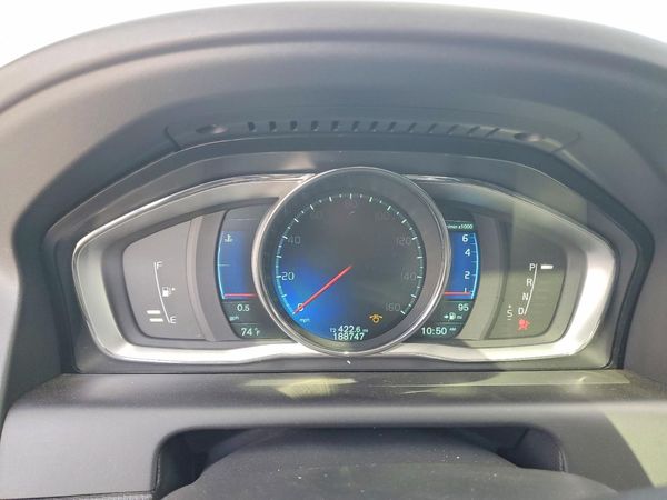 2014 VOLVO XC60
