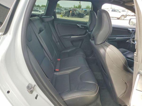 2014 VOLVO XC60