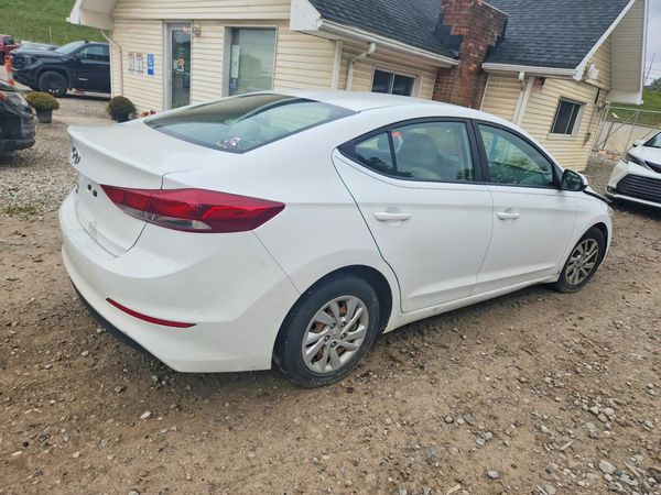 2018 HYUNDAI ELANTRA SE — PSRA