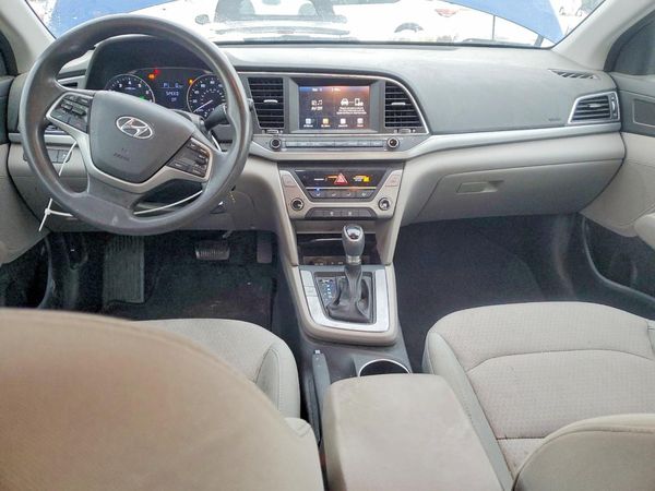 2017 HYUNDAI ELANTRA