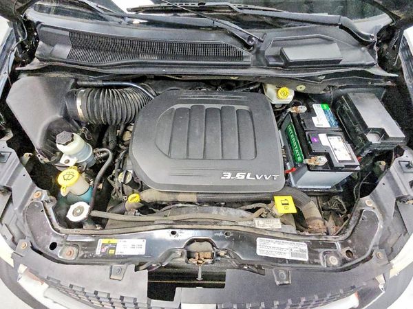 2014 DODGE GRAND CARAVAN SE — Engine bay