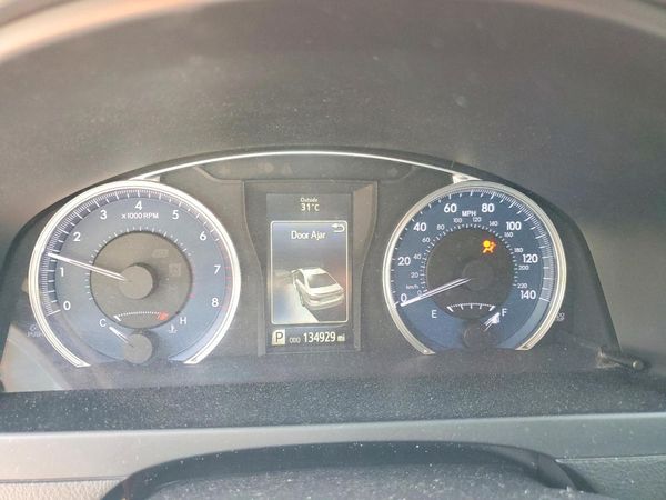 2016 TOYOTA CAMRY