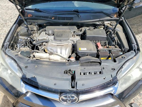 2016 TOYOTA CAMRY