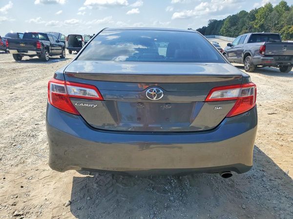 2012 TOYOTA CAMRY