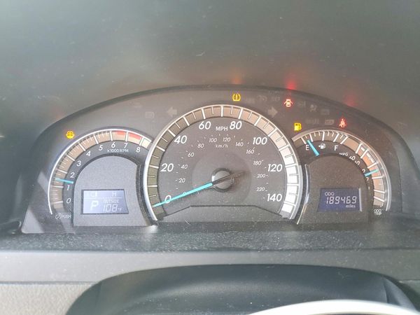 2012 TOYOTA CAMRY