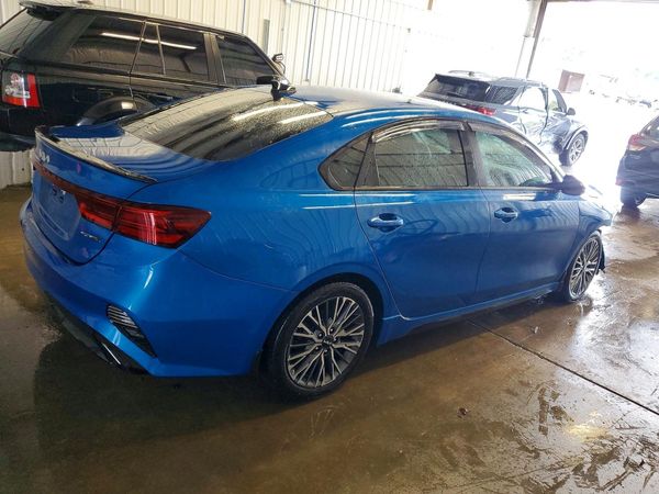 2022 KIA FORTE