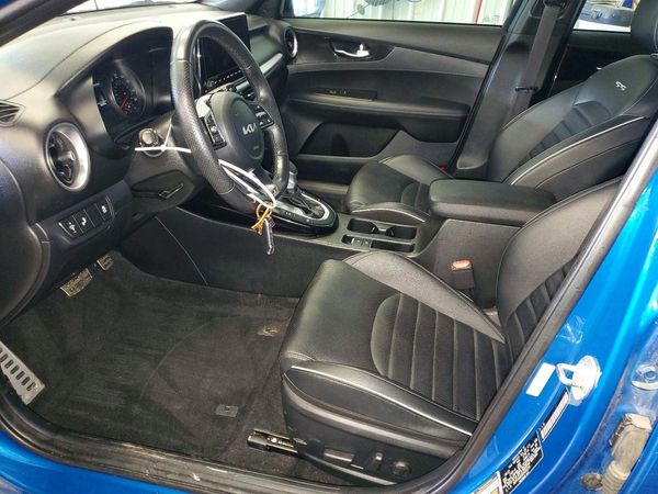 2022 KIA FORTE