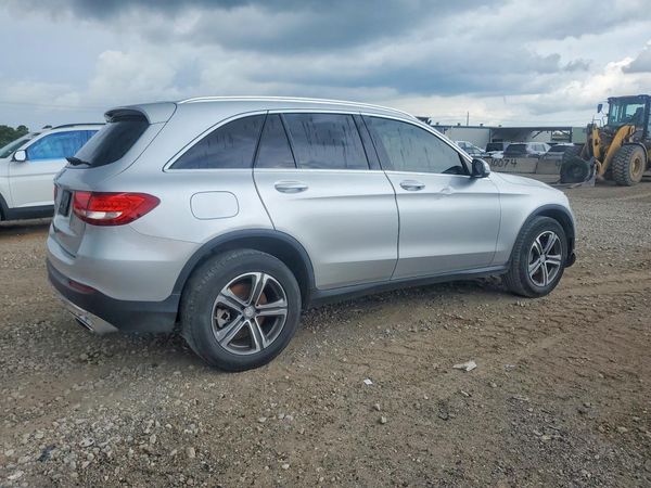 2016 MERCEDES-BENZ GLC GLC300
