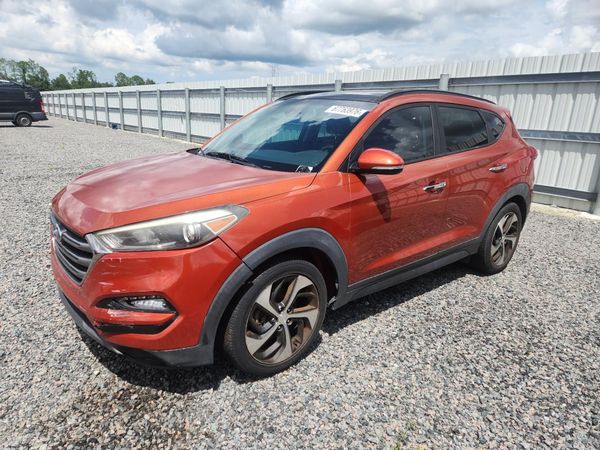2016 HYUNDAI TUCSON — Front 3/4