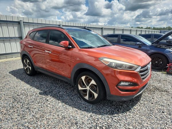 2016 HYUNDAI TUCSON — Passenger 3/4