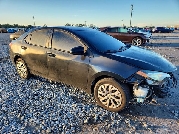2018 TOYOTA COROLLA