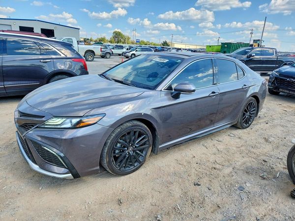 2023 TOYOTA CAMRY