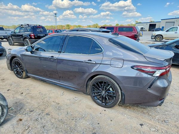 2023 TOYOTA CAMRY