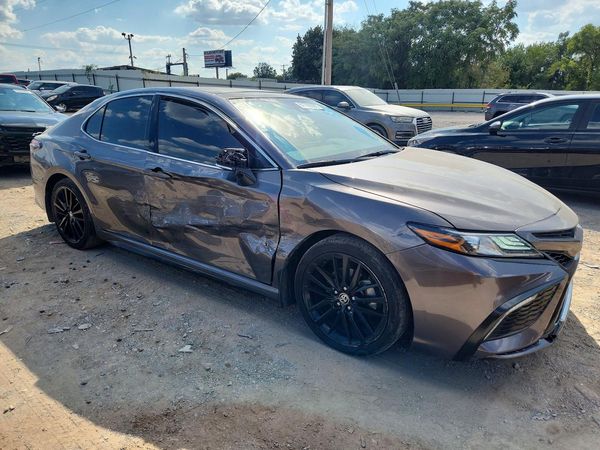 2023 TOYOTA CAMRY