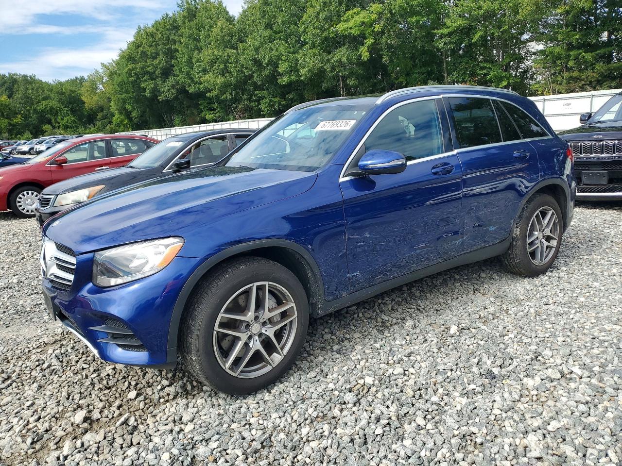 2017 MERCEDES-BENZ GLC