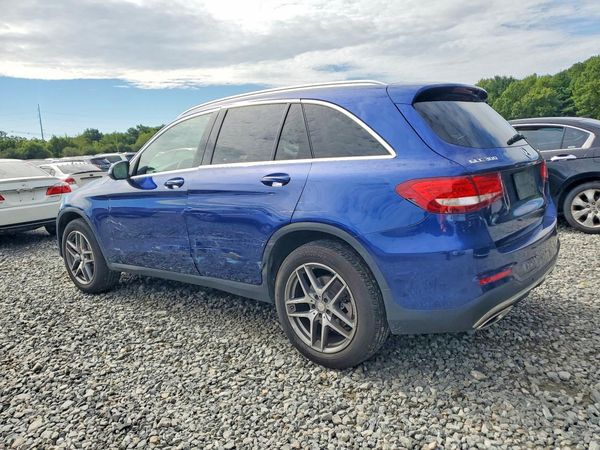 2017 MERCEDES-BENZ GLC