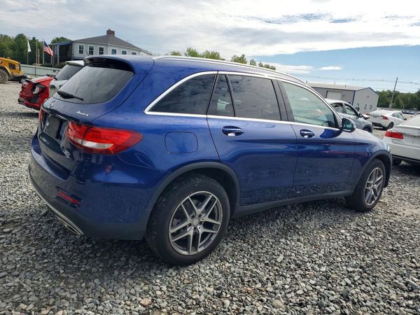 2017 MERCEDES-BENZ GLC