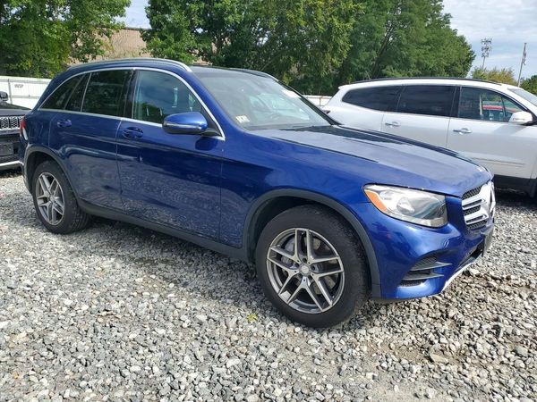 2017 MERCEDES-BENZ GLC
