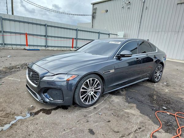 2024 JAGUAR XF