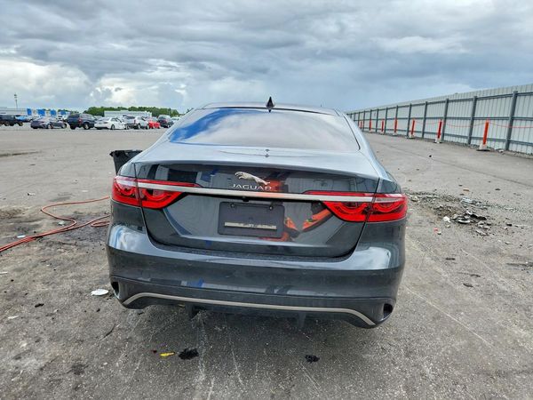2024 JAGUAR XF