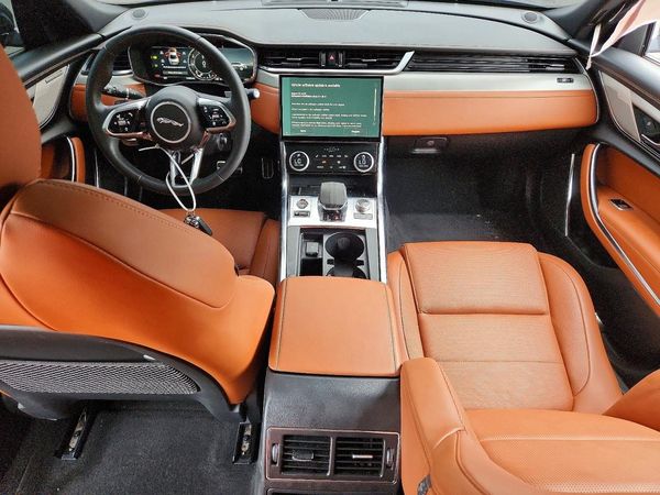 2024 JAGUAR XF