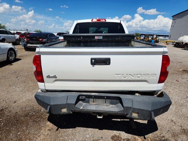2016 TOYOTA TUNDRA